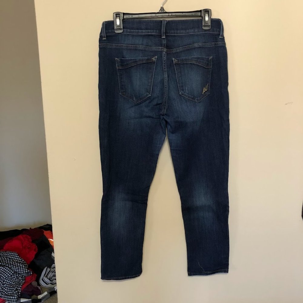 Express Cropped Mid Rise Jeans - Picture 3 of 7